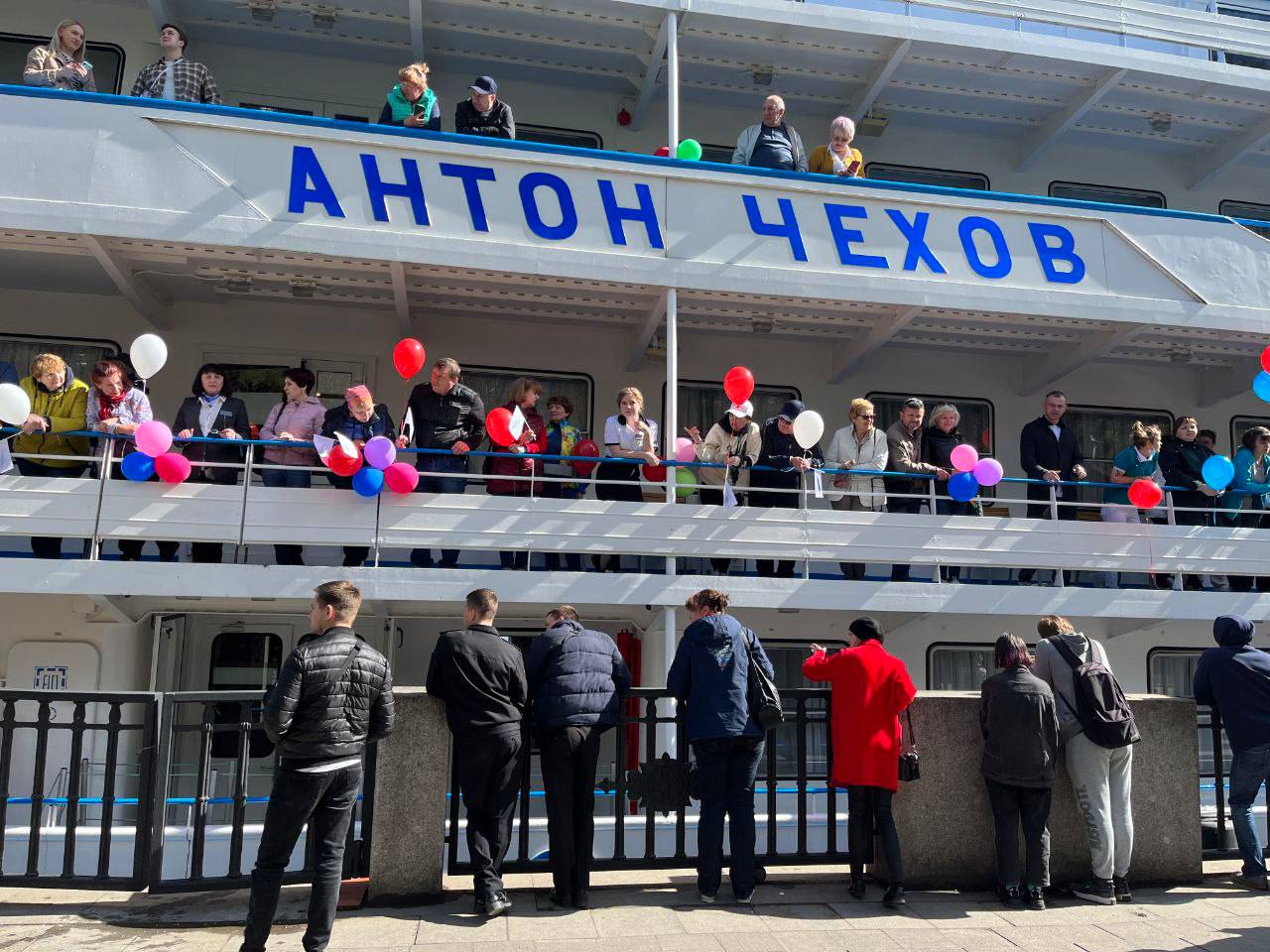 Открытие навигации 2022. Теплоход Антон Чехов